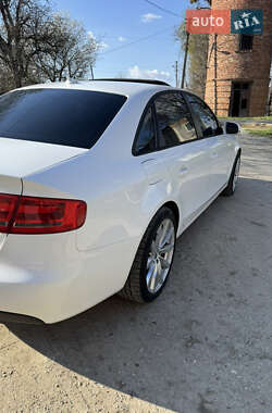 Седан Audi A4 2010 в 