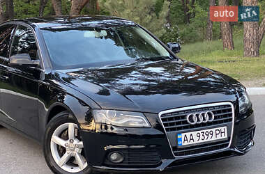 Седан Audi A4 2011 в 