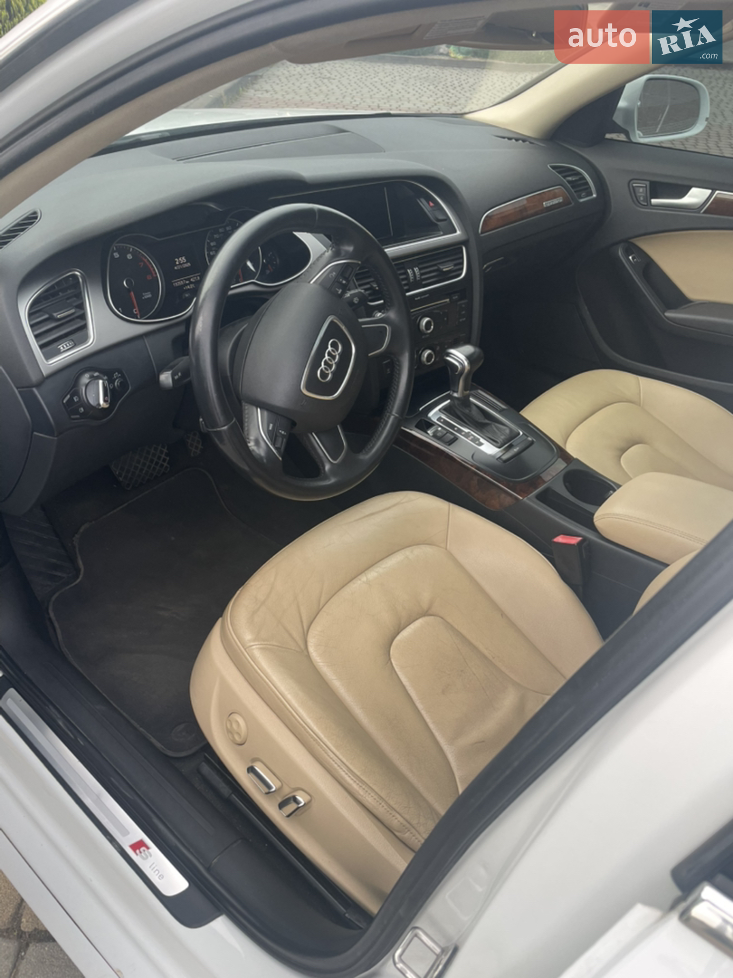 2013 Audi A4 - мініатюра 9