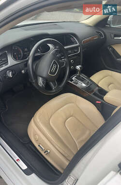Седан Audi A4 2014 в 