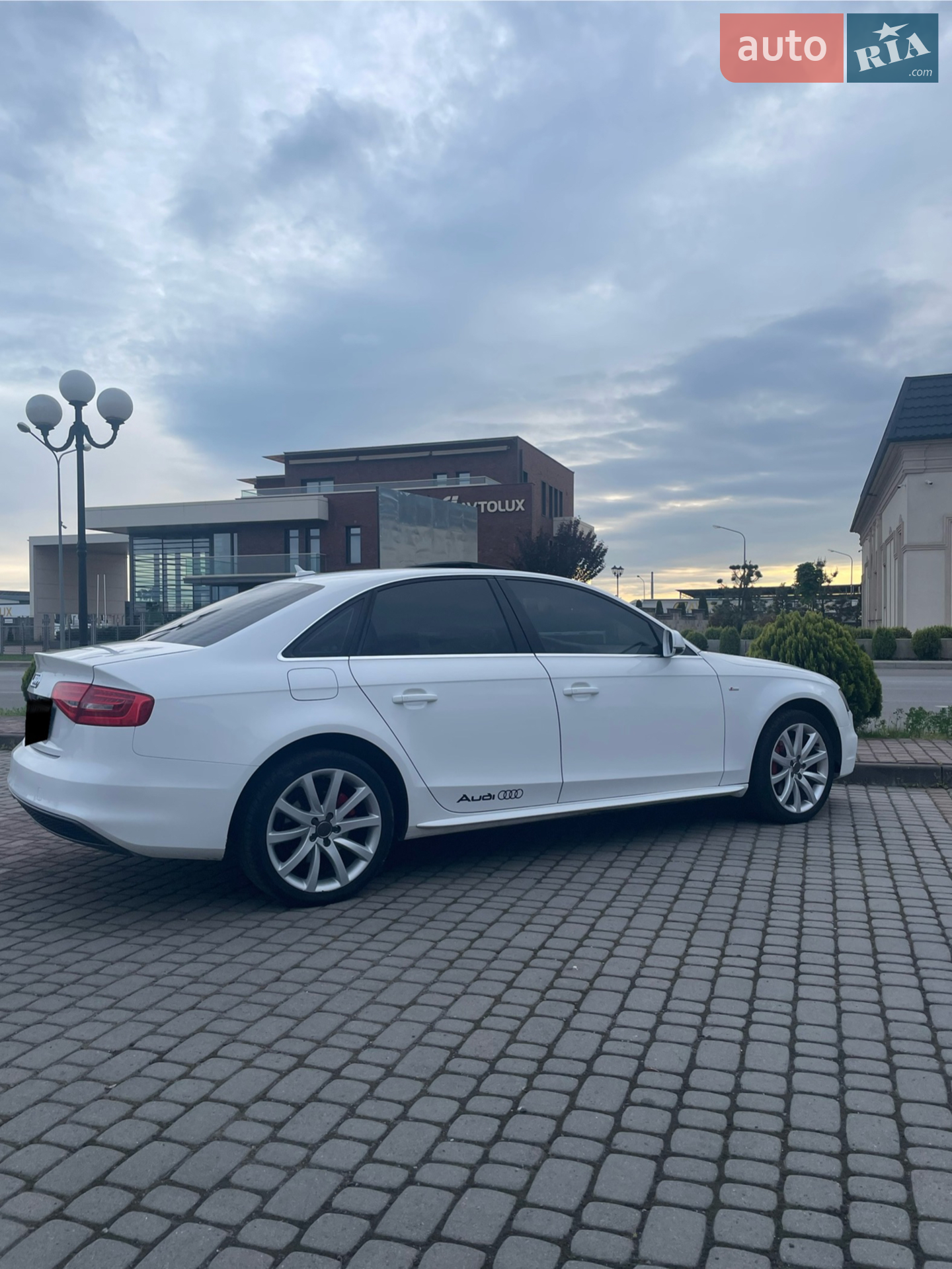 2013 Audi A4 - мініатюра 4