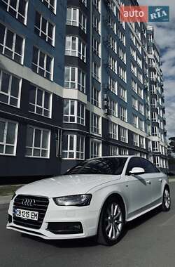 Седан Audi A4 2013 в Чернігові
