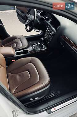 Седан Audi A4 2013 в 