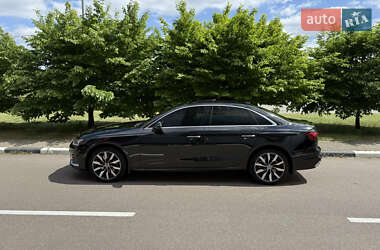 Седан Audi A4 2020 в 