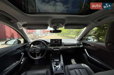 Седан Audi A4 2020 в 