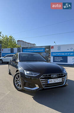 Седан Audi A4 2020 в 