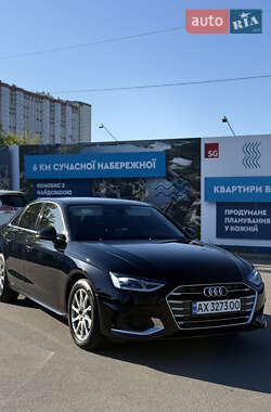 Седан Audi A4 2020 в 