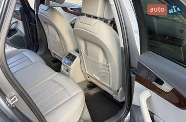 Седан Audi A4 2019 в 
