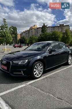 Седан Audi A4 2018 в Киеве