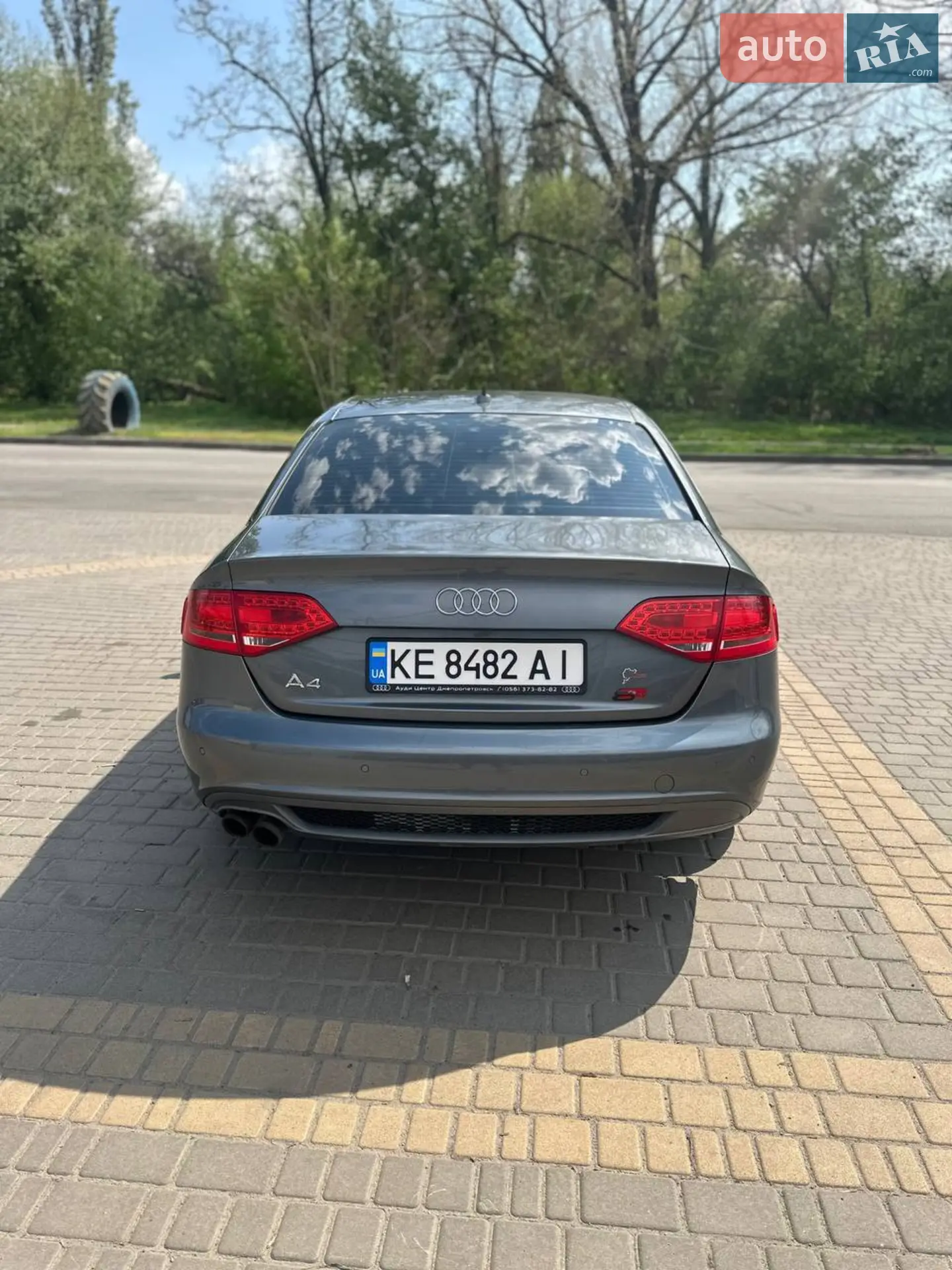 2011 Audi A4 - мініатюра 4