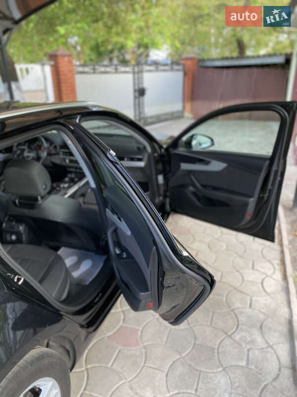 Універсал Audi A4 2017 в Володимирі