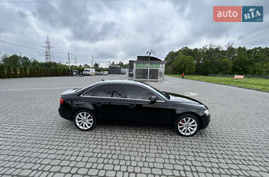 Седан Audi A4 2013 в Львове