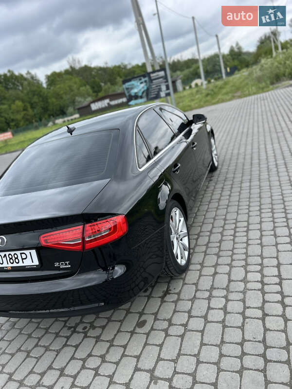 Седан Audi A4 2013 в Львове