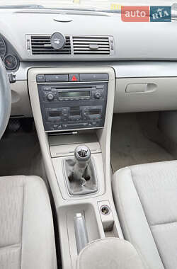 Седан Audi A4 2006 в 