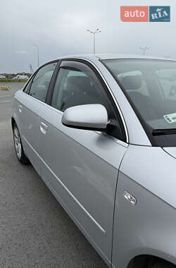 Седан Audi A4 2006 в 