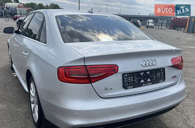 Седан Audi A4 2013 в 