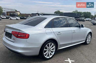 Седан Audi A4 2013 в 