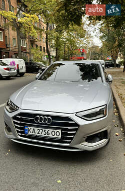 Седан Audi A4 2021 в Харкові