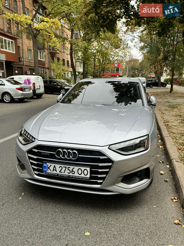 Седан Audi A4 2021 в Харькове