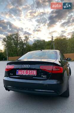 Седан Audi A4 2013 в 