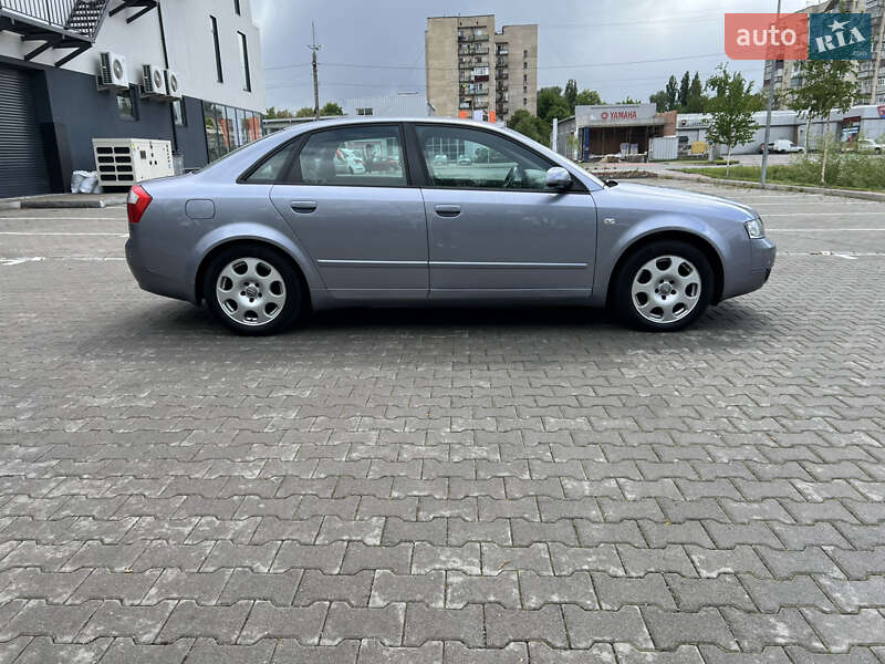 Седан Audi A4 2004 в Хмельницькому