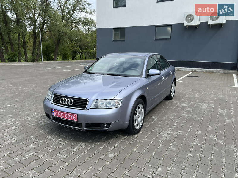 Седан Audi A4 2004 в Хмельницькому