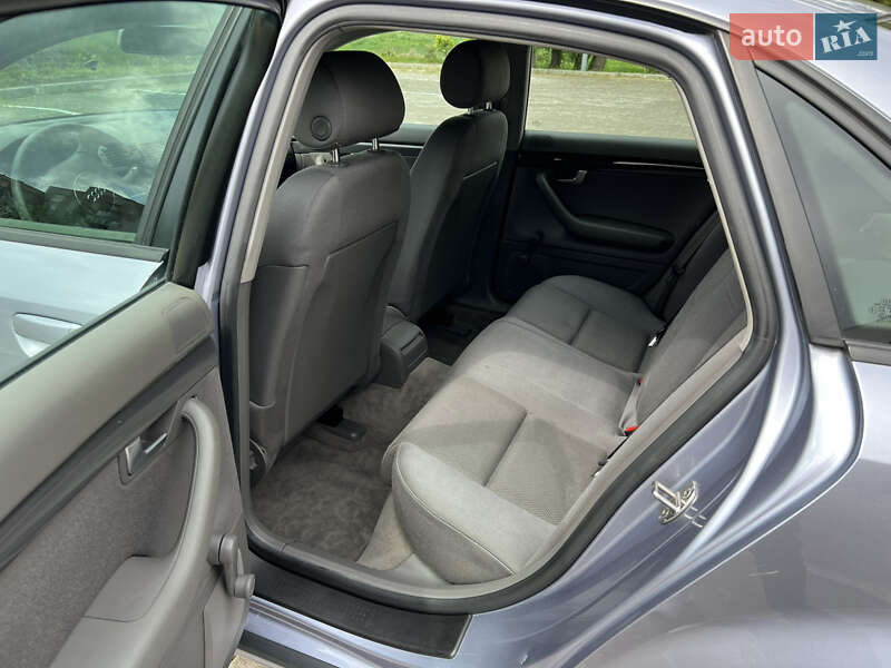 Седан Audi A4 2004 в Хмельницькому