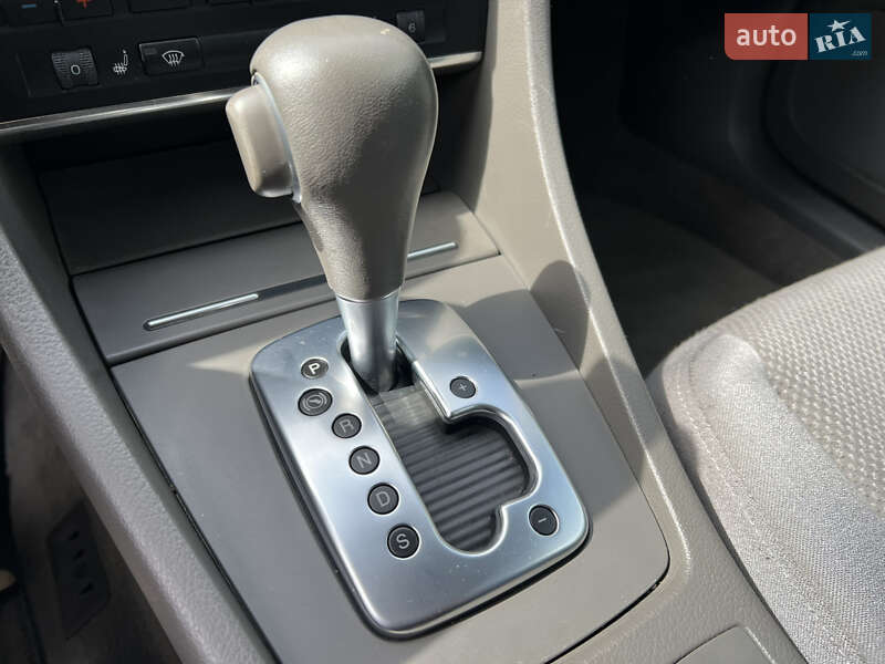 Седан Audi A4 2004 в Хмельницькому