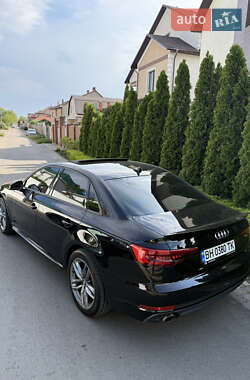 Седан Audi A4 2016 в 