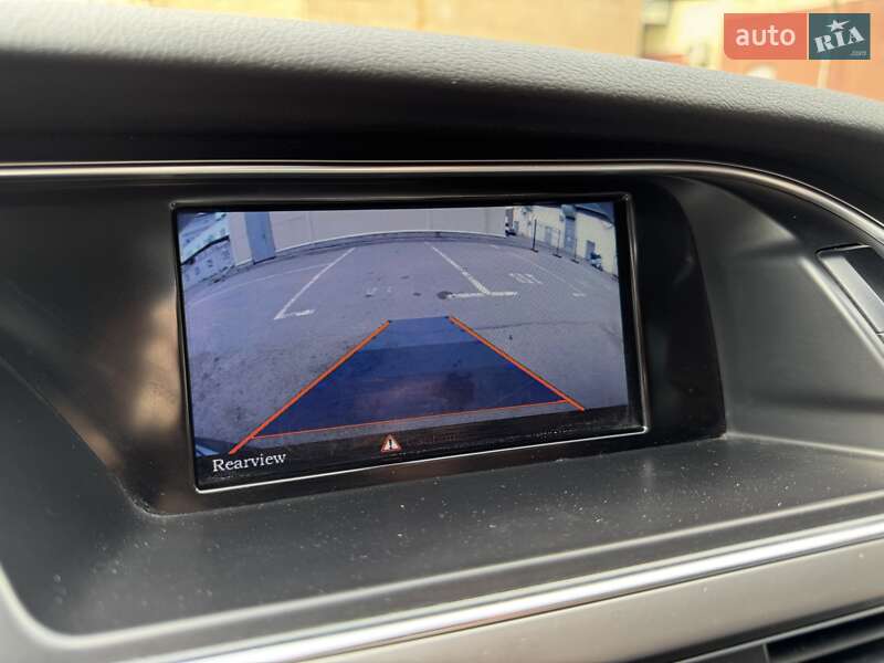 Седан Audi A4 2014 в Києві