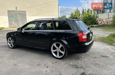 Универсал Audi A4 2002 в 