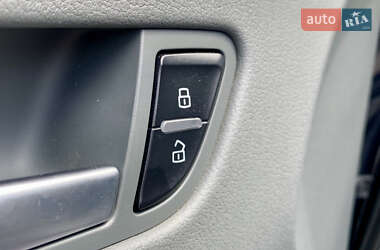Седан Audi A4 2013 в 