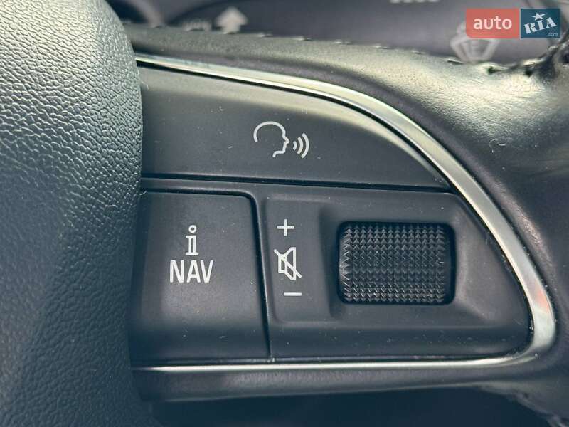 Седан Audi A4 2012 в Одесі