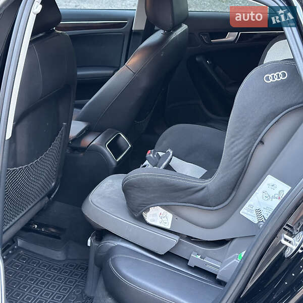 Седан Audi A4 2013 в Лубнах