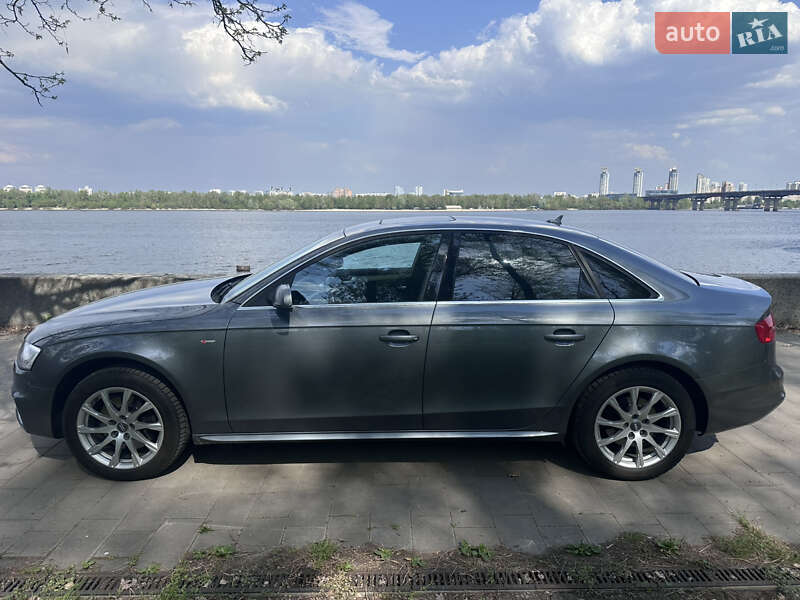 Седан Audi A4 2014 в Киеве
