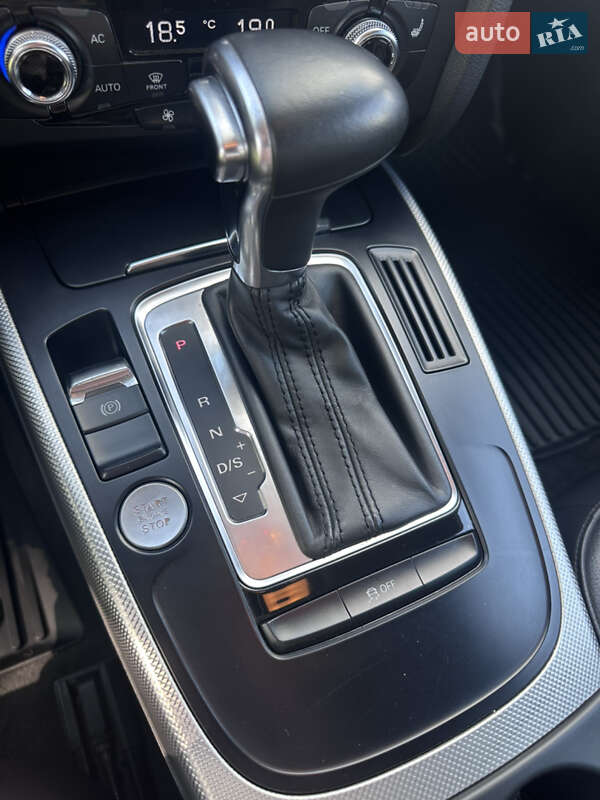 Седан Audi A4 2014 в Киеве
