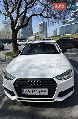 Седан Audi A4 2016 в Киеве