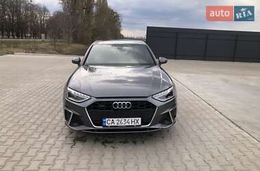 Седан Audi A4 2022 в Киеве