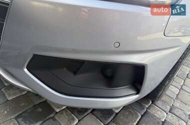 Седан Audi A4 2020 в 
