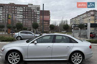 Седан Audi A4 2014 в Дніпрі