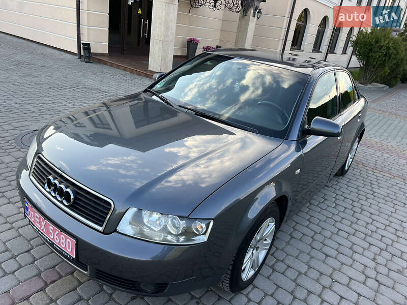 Седан Audi A4 2001 в Дунаевцах