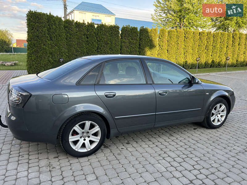 Седан Audi A4 2001 в Дунаевцах
