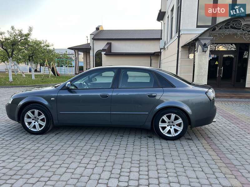 Седан Audi A4 2001 в Дунаевцах