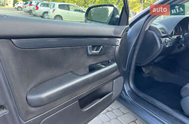 Седан Audi A4 2001 в 