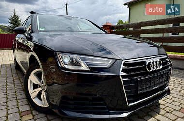 Седан Audi A4 2018 в Старом Самборе