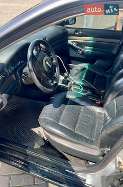 Седан Audi A4 1998 в 