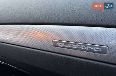 Седан Audi A4 2015 в 