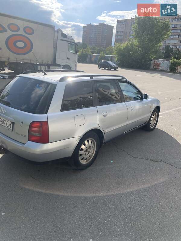 Универсал Audi A4 1997 в Киеве