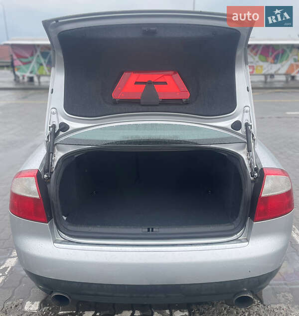 Седан Audi A4 2003 в Львові
