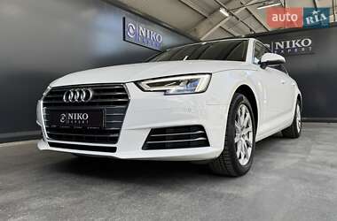 Седан Audi A4 2017 в 